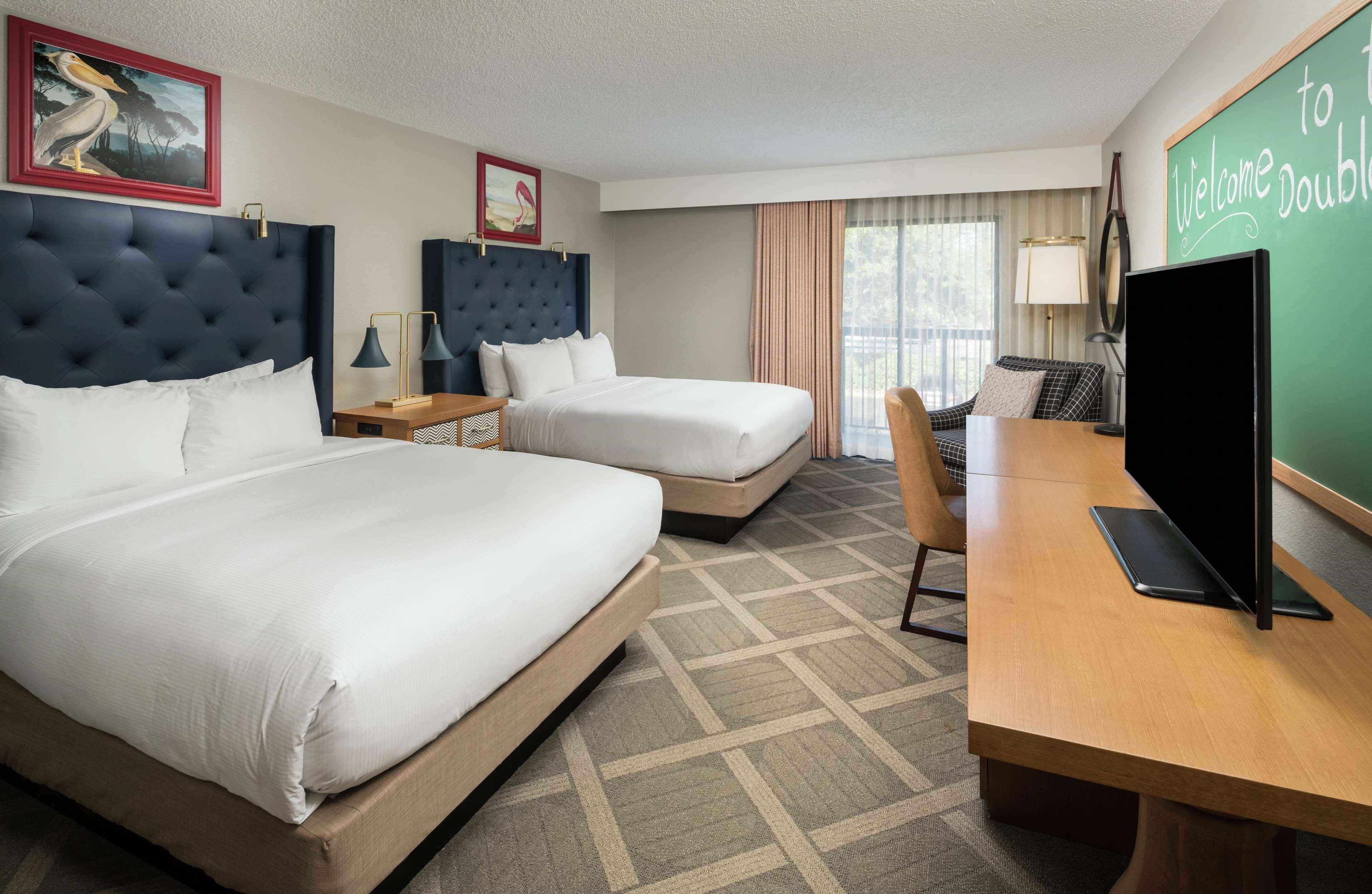 Doubletree By Hilton Gainesville Extérieur photo