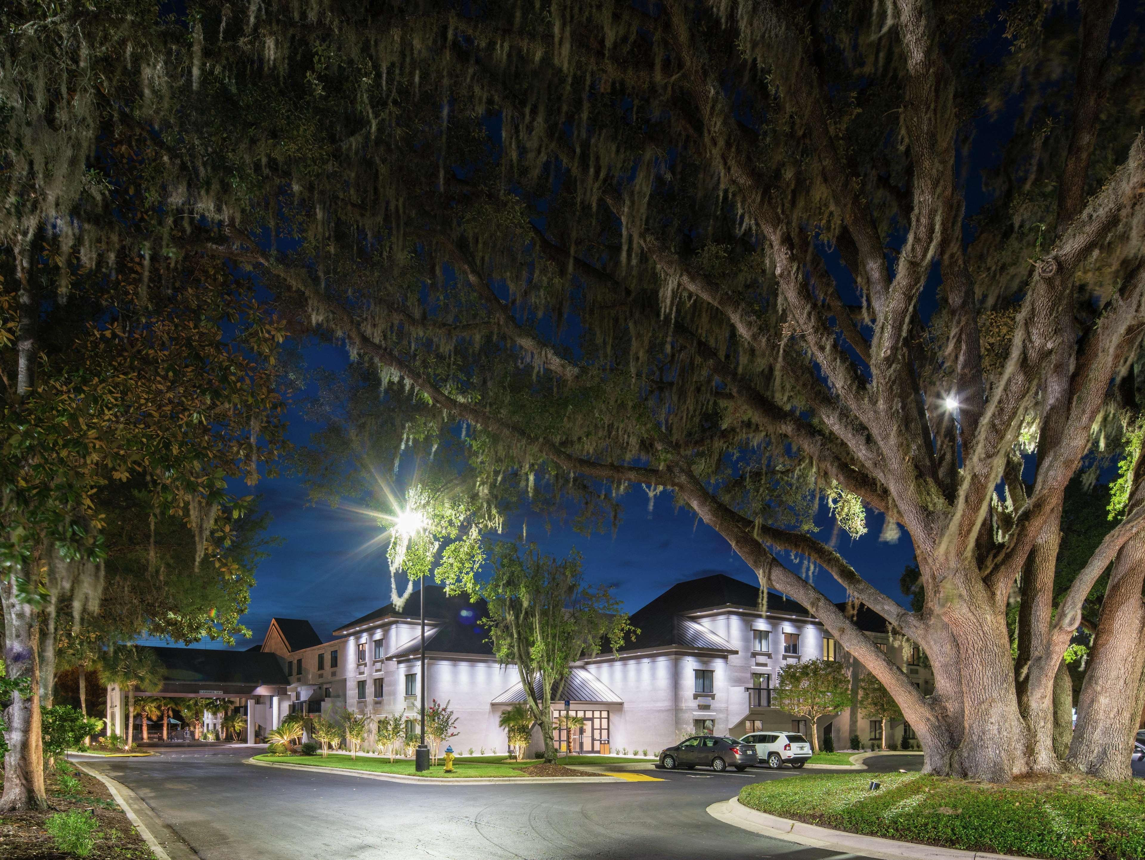 Doubletree By Hilton Gainesville Extérieur photo