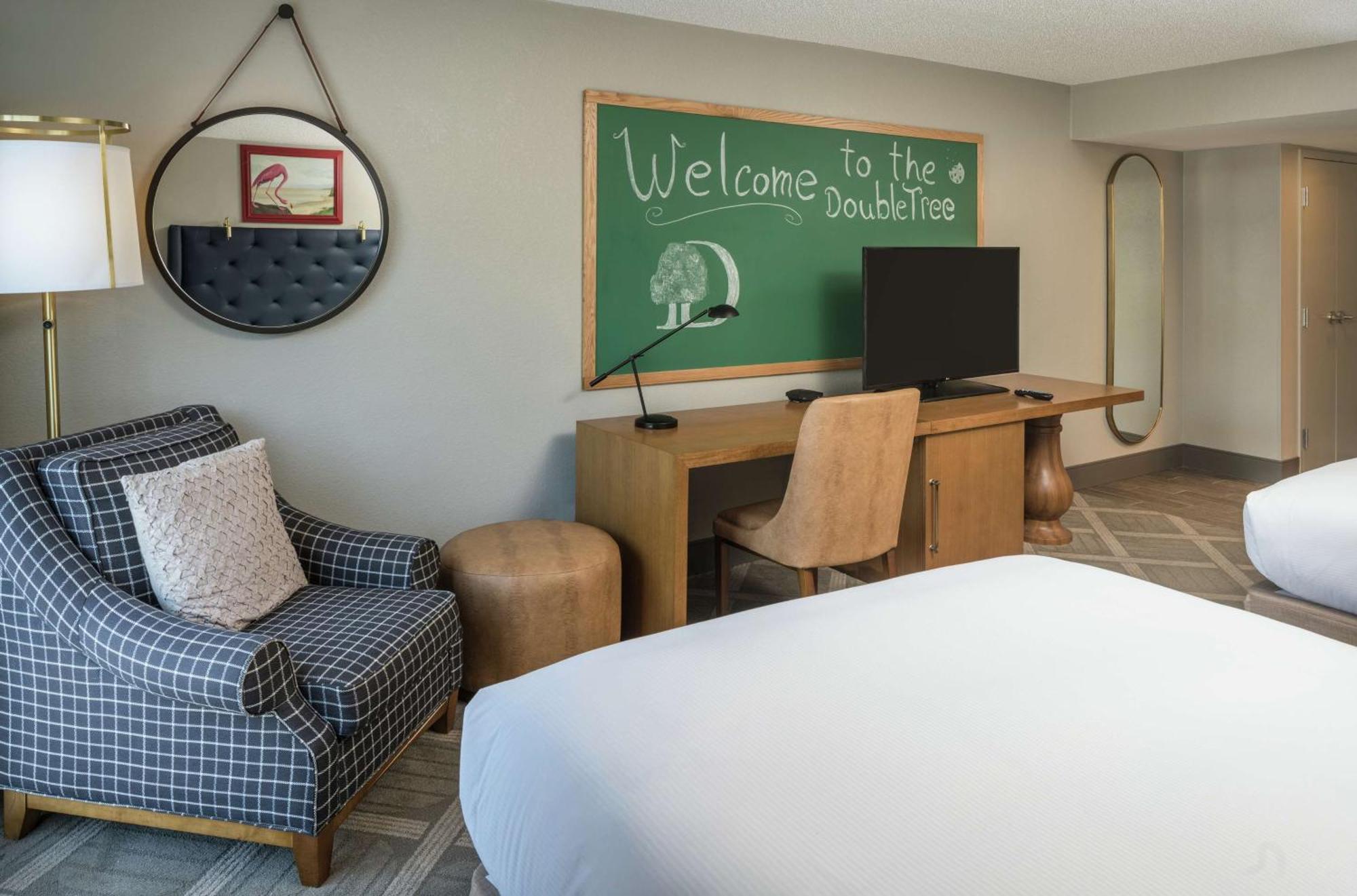 Doubletree By Hilton Gainesville Extérieur photo