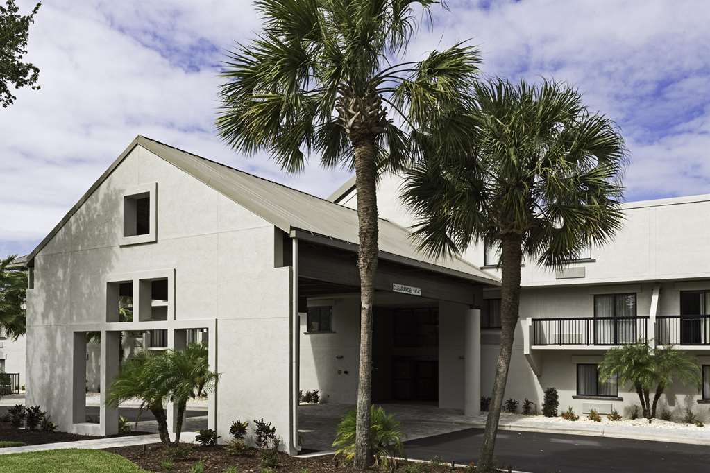 Doubletree By Hilton Gainesville Extérieur photo